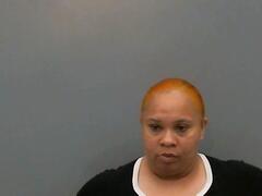 Mugshot of Davis, Leashebia M