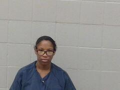 Mugshot of Matthews, Lacrystal